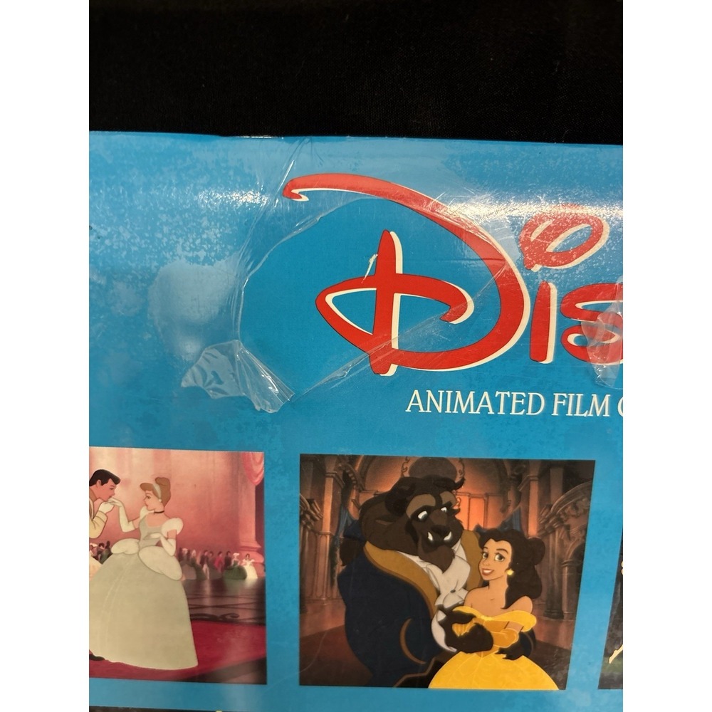 Vintage Disney 1995 Calendar Still In Packaging one rip on back - Picture 3 of 3